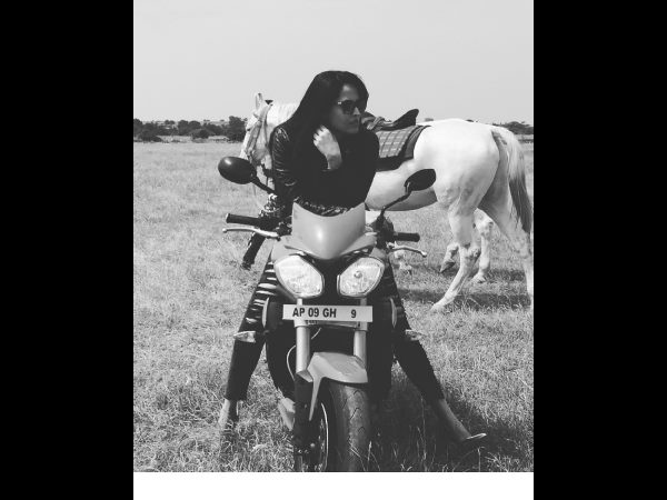 Hot Anchor Anasuya new photo shoot with Horses Hot Anchor Anasuya new photo shoot with Horses