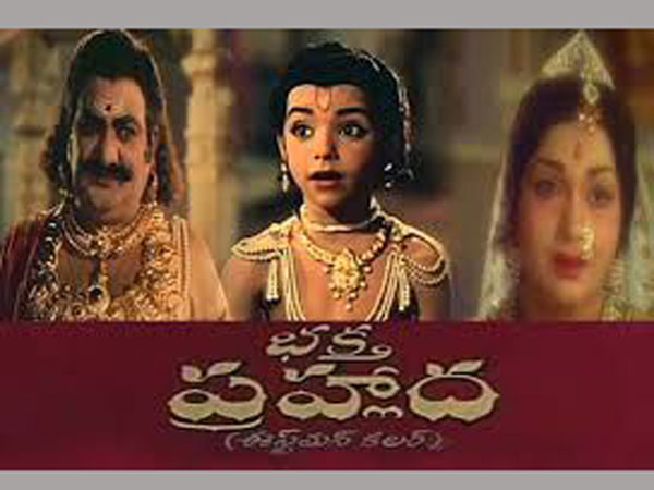 విలన్స్ గా..
