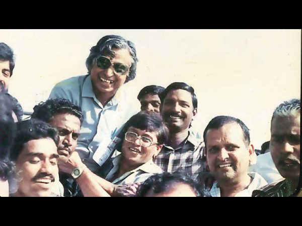ఘనమైన నివాళిని :