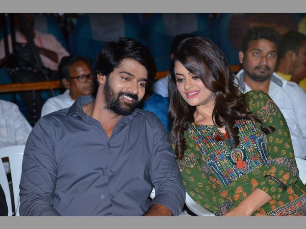లాజిక్కులను పక్కనపెట్టి :