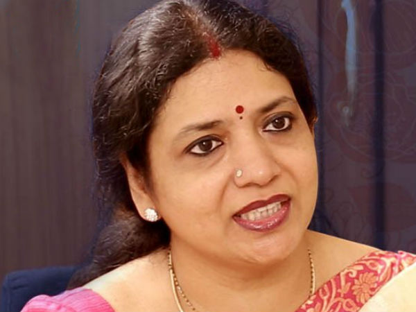 చిరంజీవి ఫ్యాన్స్ దాడి చేసి ఇష్యూని పెద్దగా చేసారు: జీవిత