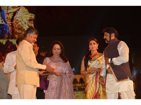బాలయ్య మాట్లాడుతూ...