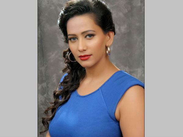 Actress Sanjana says that To have children Licence to be delivered Actress Sanjana says that To have children Licence to be delivered