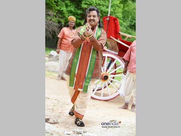 గొప్ప పాటలిచ్చారు