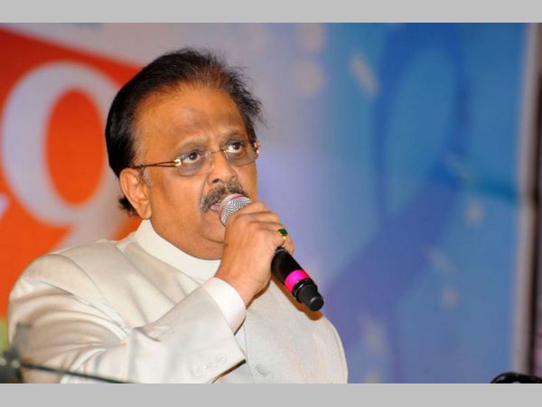 ప్రజల మధ్య చేయాలి