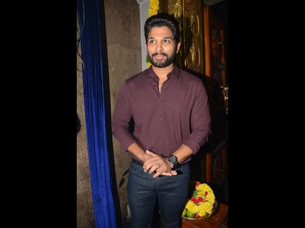 విలన్ గ్యాంగ్ తో: