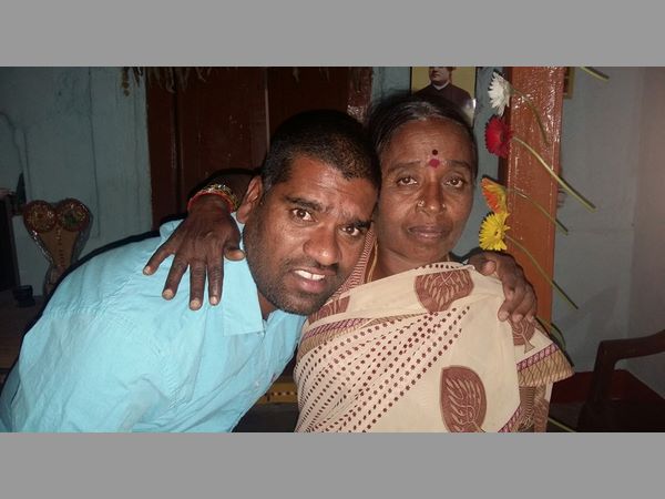 ఎవరీ బిత్తిరి సత్తి?