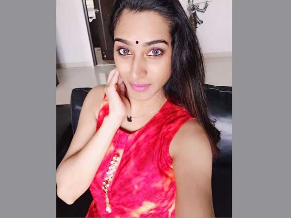 వీడియోను తీయించేందుకు..