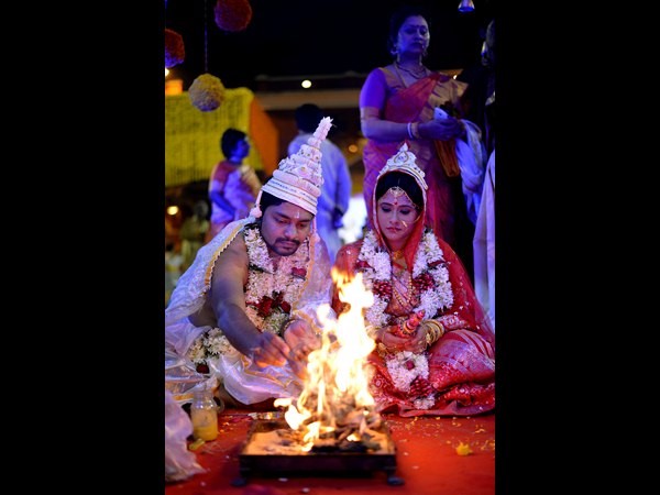 త్వరలోనే విడాకులు