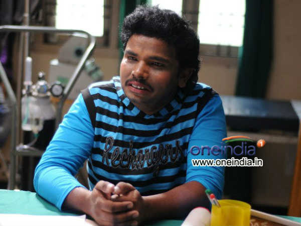 కట్ డ్రాయర్తో నటిస్తా..