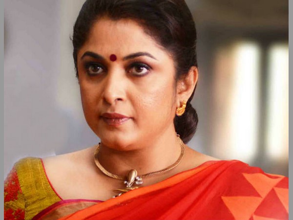 హీరోయిన్ రమ్యకృష్ణ