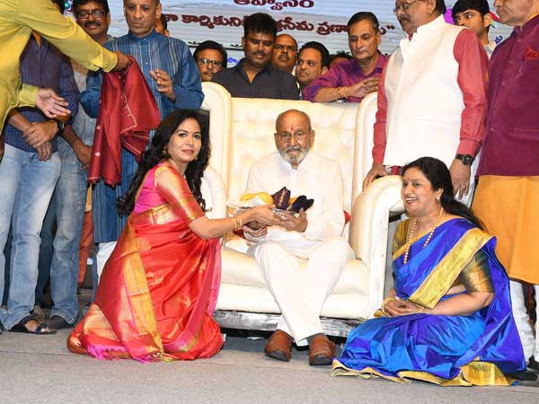 నరసింహన్ ప్రసంగం..