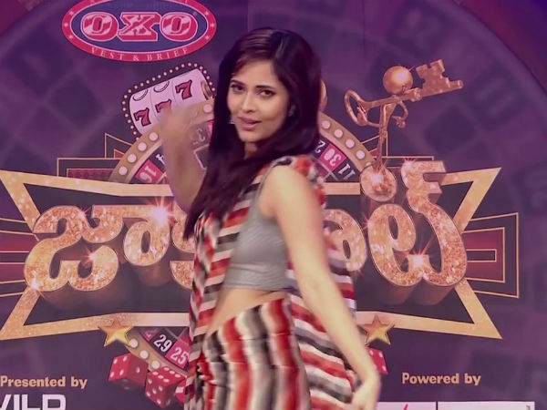 బీభత్సమైన వల్గారిటీ ఉంది