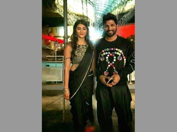 ఒకవైపు ఆనంద పడుతూనే