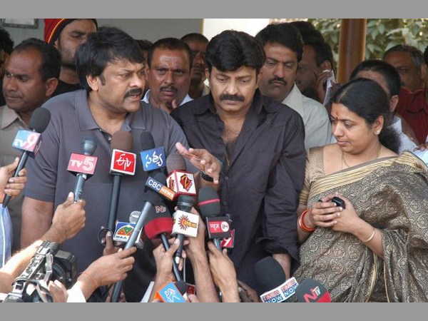 మనస్పర్ధలు చేరిగిపోయాయని