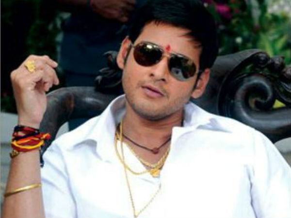 రాజకీయ నేతగా దూకుడు