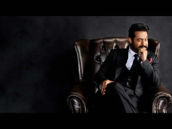బిగ్బాస్ షోలో పాల్గొనే వారి పేర్లు ఇవే..