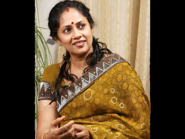 ఆడ , మగ అనే తేడా లేకుండా
