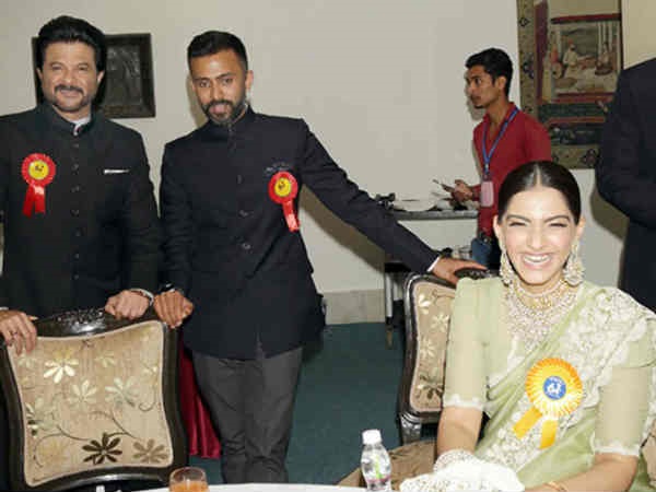 ముందు నుండీ సీక్రెట్గానే