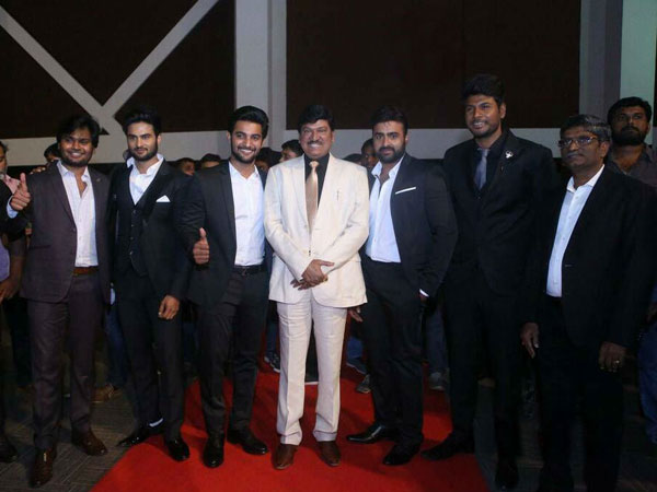 ఫీల్గుడ్ బ్యాక్ గ్రౌండ్ స్కోర్