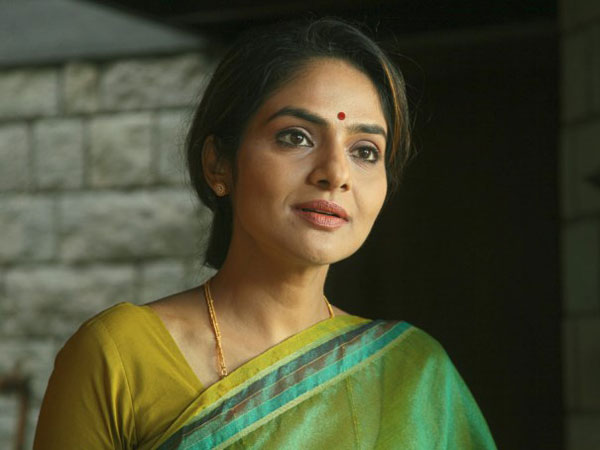 బుల్లితెరపై శివగామిగా మధుబాల