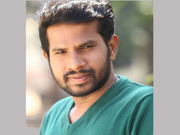 సన్నిహితులకు మాత్రమే ఆహ్వానం