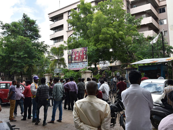 కెల్విన్ అరెస్ట్తో డ్రగ్ గుట్టురట్టు
