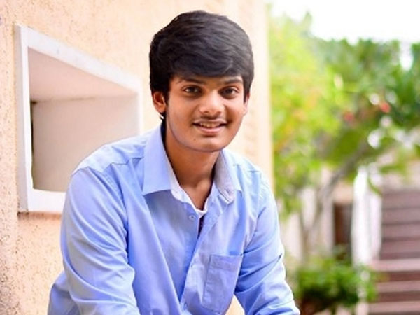ముందు మీది కడుక్కోండి సార్