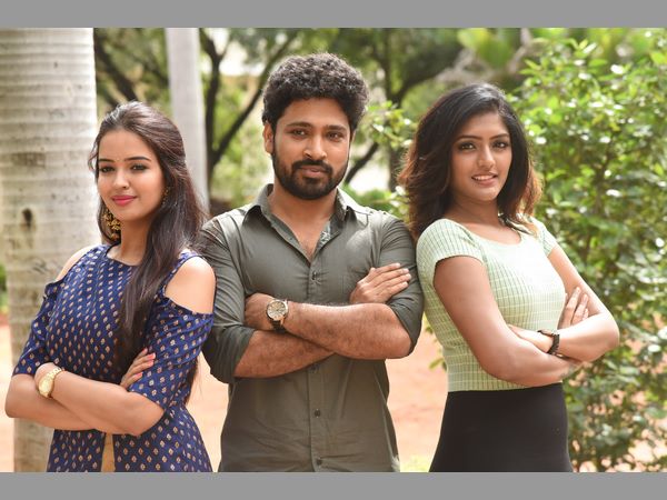 దర్శకుడు
