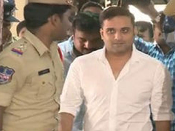రక్త నమూనాలు, గోర్లు, వెంట్రుకలు