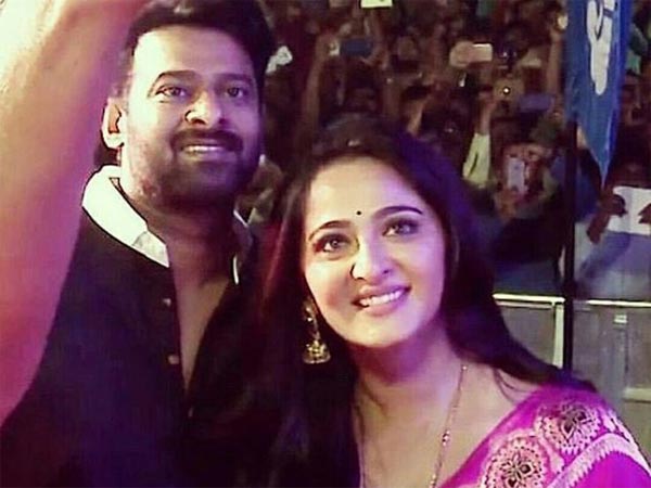 అనుష్క కమిట్మెంట్స్