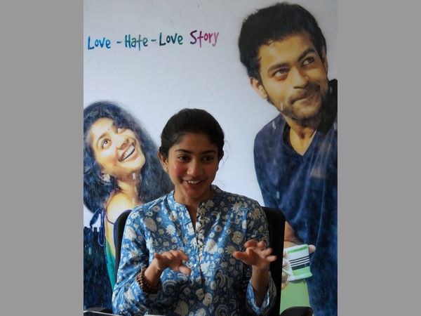 పవన్ క్రేజ్ చూసి షాక్ తిన్నా..