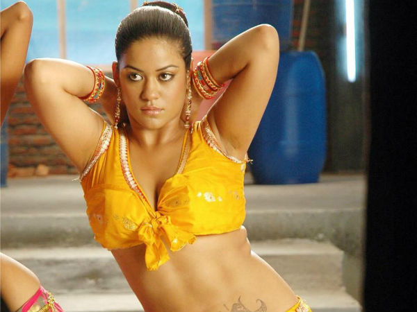 సానుకూలంగా స్పందించిన ముమైత్