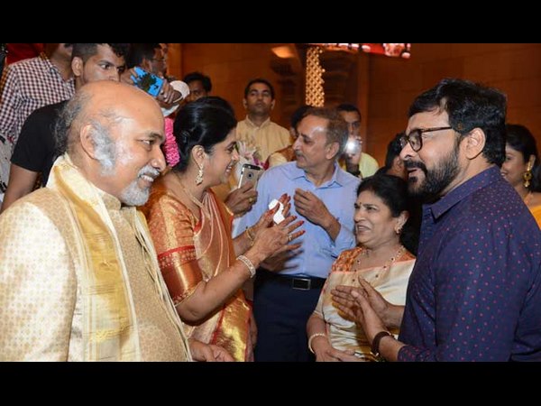 చిరంజీవి దంపతులతో