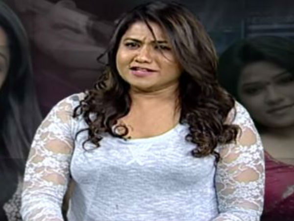 ముమైత్ గొడవ జరిగింది..