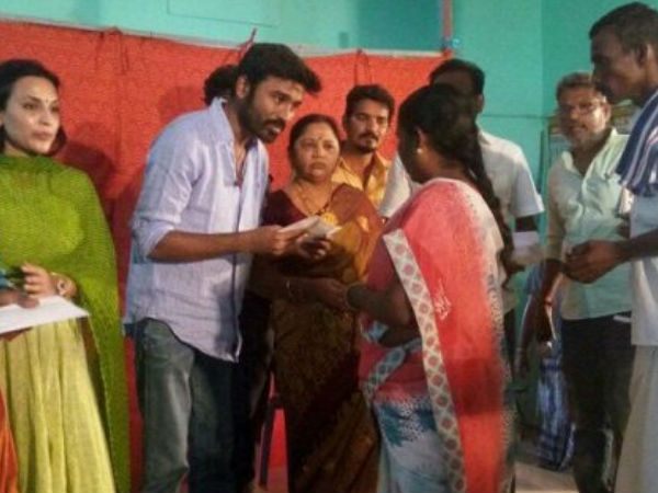 మృతి చెందిన రైతుల కుటుంబాలకు