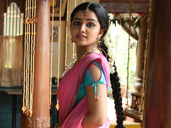 ఛాన్సుల గురించి అడగదట