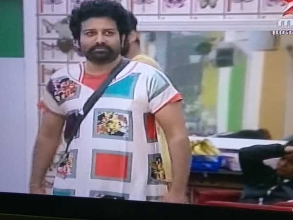 నైటీలు ధరించిన ప్రిన్స్, శివ బాలాజీ