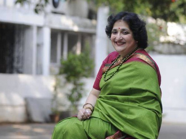 బకాయి పడిన అద్దె రూ.11 కోట్లు