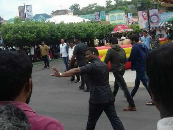 ఫస్ట్ లుక్ రిలీజ్ వాయిదా