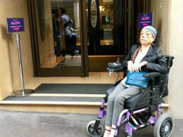 Actress Liz Carr stabbed in the head with scissors Actress Liz Carr stabbed in the head with scissors