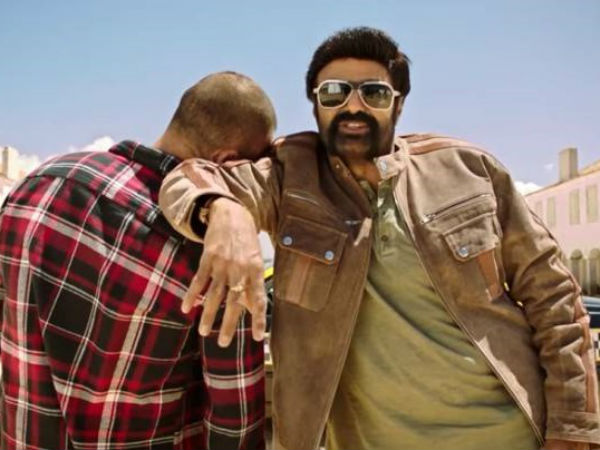 వార్తలు గా, యూట్యూబ్ వీడియోలుగా