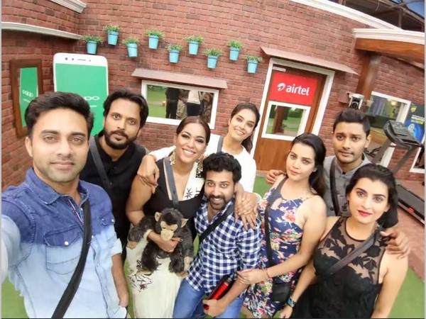 బాధ లేదు, హ్యాపీగా సాగనంపారు