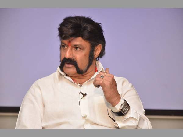 బాలయ్య VS పవన్ కళ్యాణ్