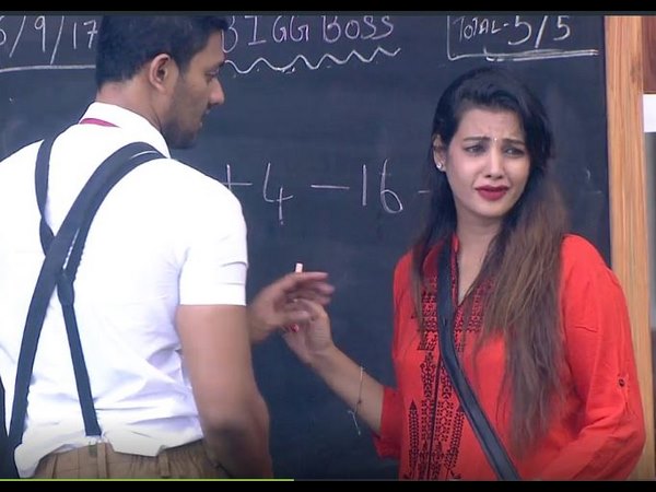 నవ్వుల పాలైన దీక్షా