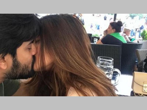 నెట్జెన్లు ఫిదా అవుతున్నారు