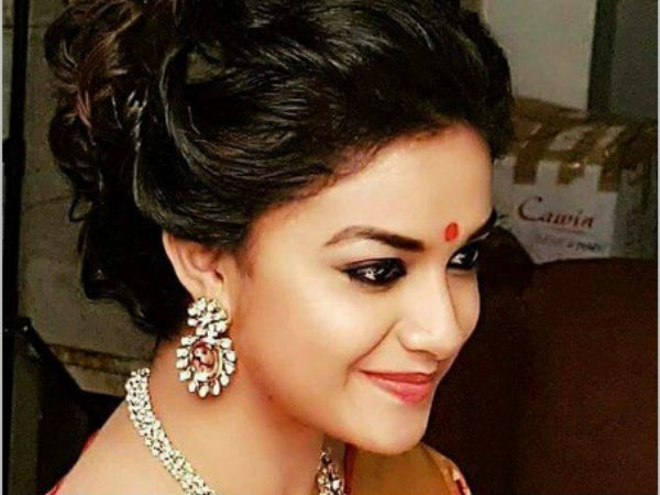 Keerthy Suresh Transformed into Mahanati Keerthy Suresh Transformed into Mahanati