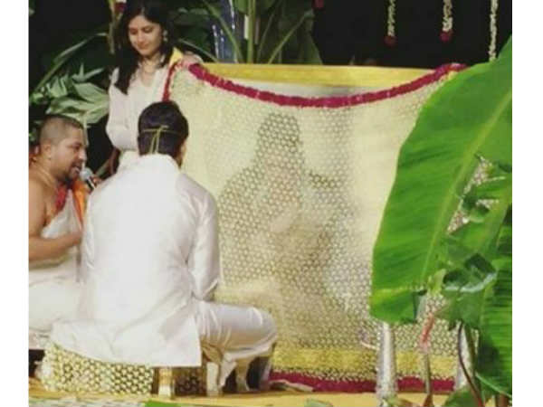 పెళ్లికి ముందు సంప్రదాయ పద్ధతిని