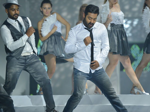 నిరాశలోనే డిస్టిబ్యూటర్లు
