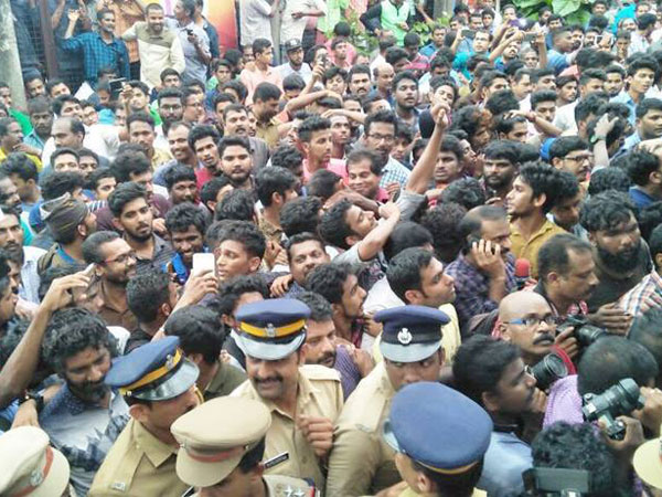 దిలీప్ ఫ్యాన్స్ హద్దు మీరుతున్నారు